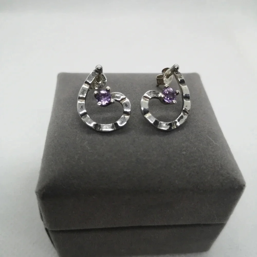 Sterling swirl earrings